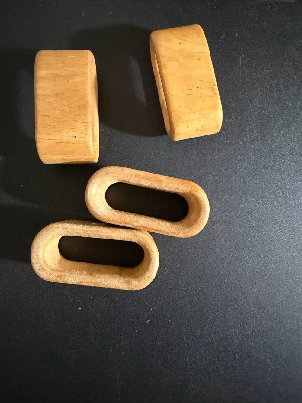 Set of 4 Oval Wooden Rings - Natural Light Brown